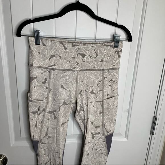 Athleta palm all in  7/8 tights leggings size small - Picture 11 of 12